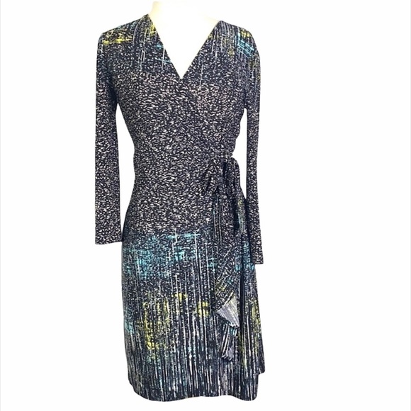 BCBGMaxazria Adele Wrap Dress Size M - Picture 1 of 9